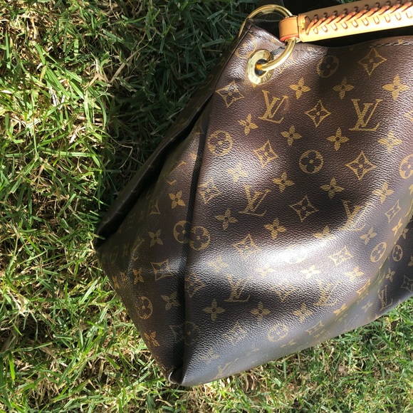 Louis Vuitton Artsy MM - Picture 2 of 14